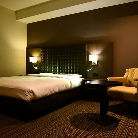 Mezzo Hotel&business 3*