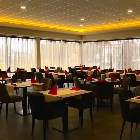 Mezzo Hotel&business 3* Beringen