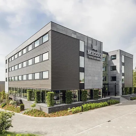 Hotel Mezzo Hotel&business