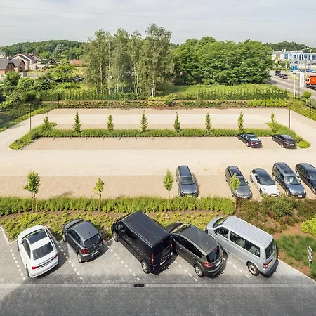 Mezzo Hotel&business Hotel 3*