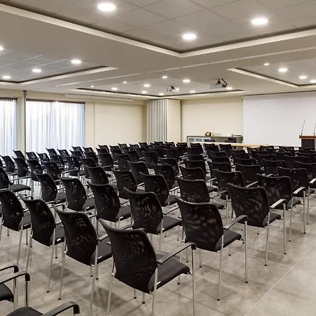 Mezzo Hotel&business 3* Beringen